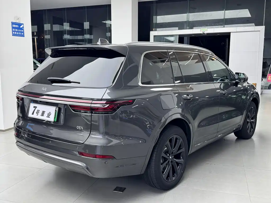 Li Auto Li ONE — миниатюра 8