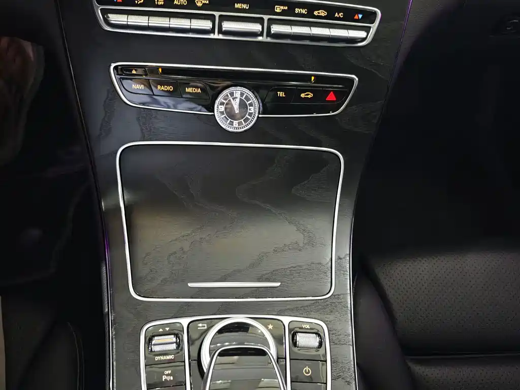 Mercedes-Benz C-Class — миниатюра 17