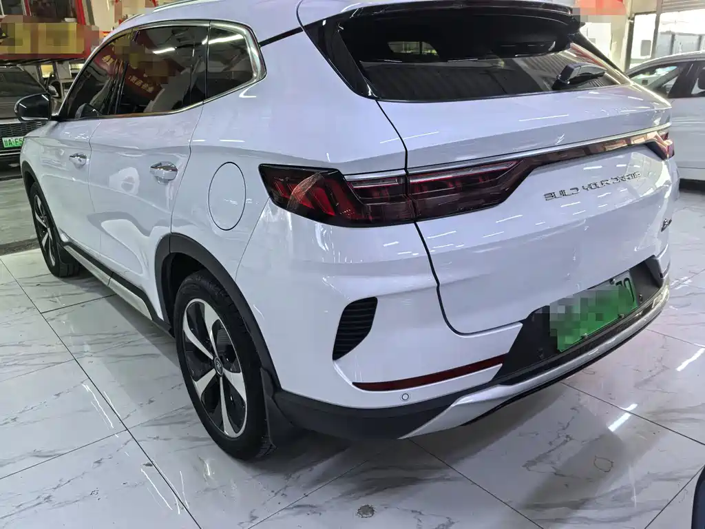 BYD Song Plus DM-i 2021 — фото 4