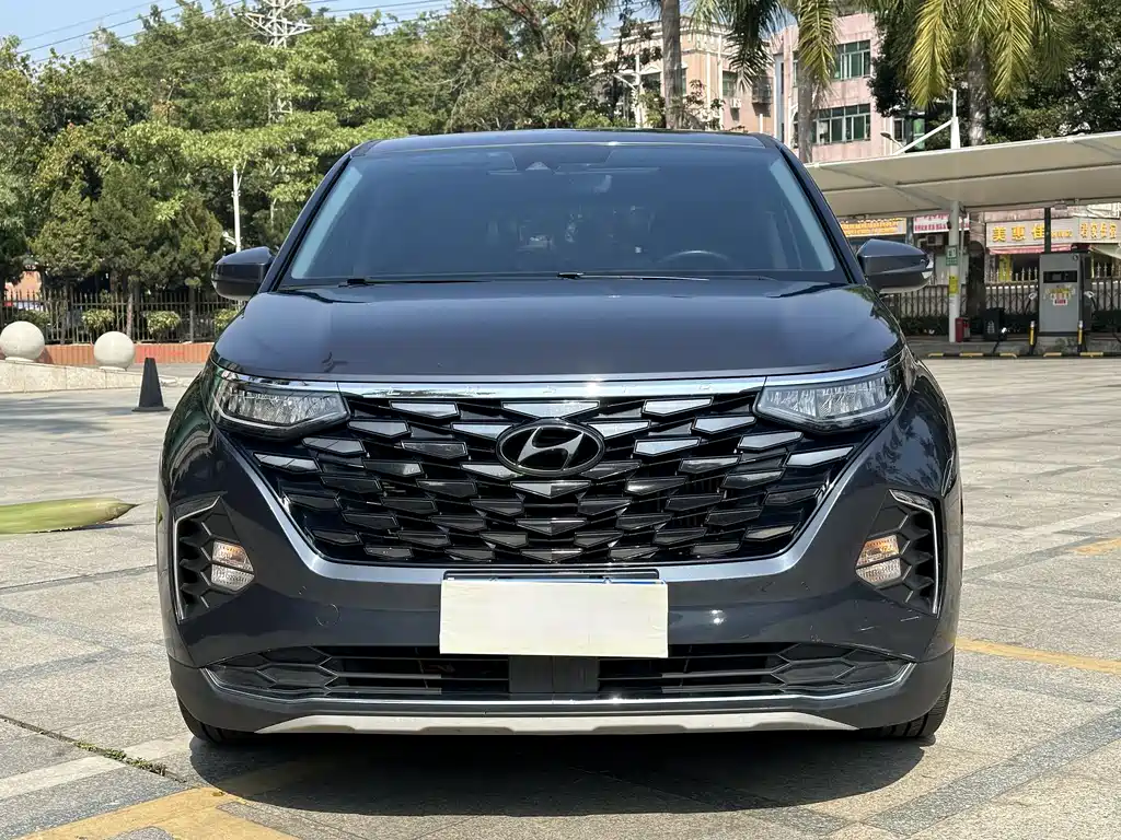 HYUNDAI KUSTU