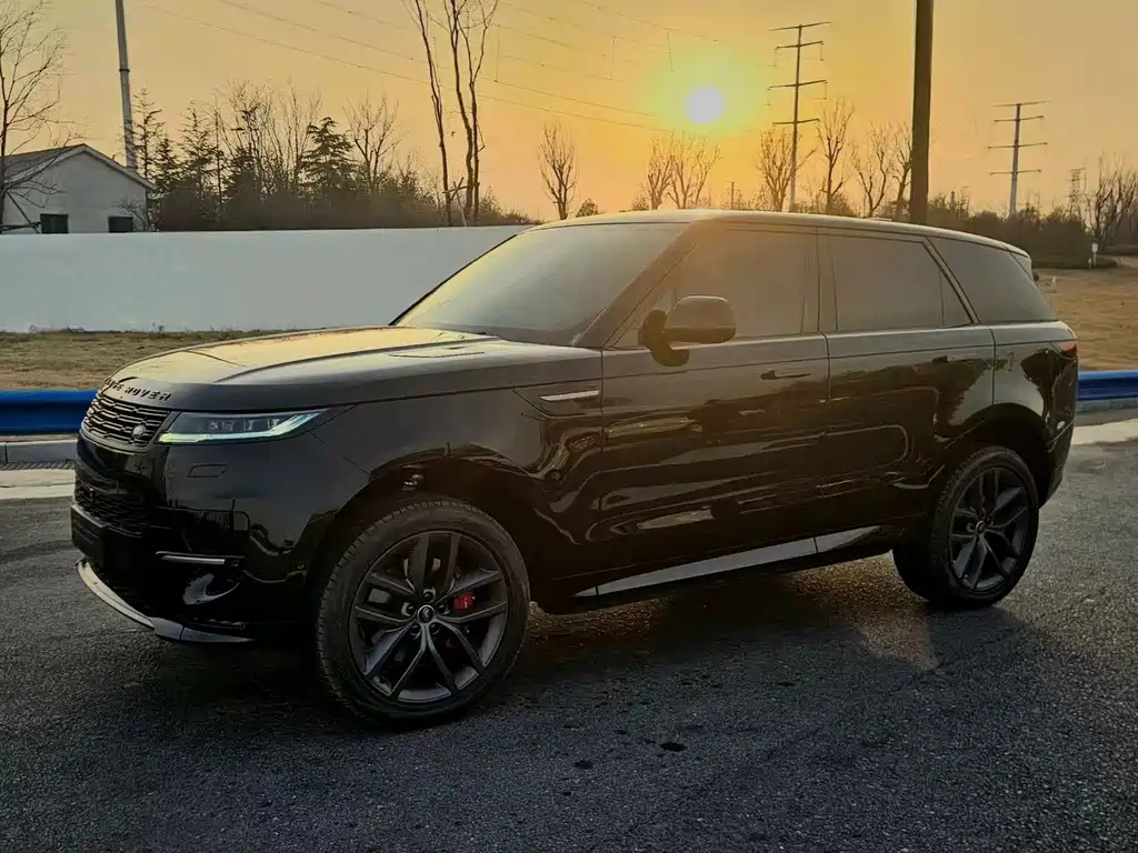Land Rover Range Rover Sport 2025 400PS Dynamic SE