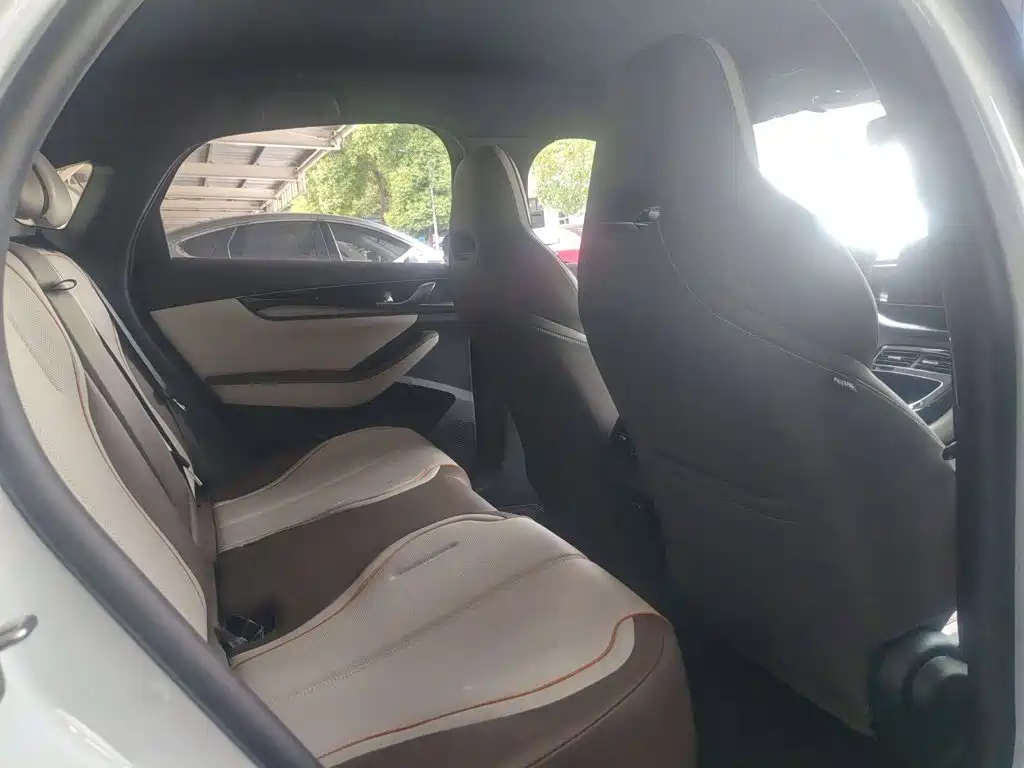 BYD Qin PLUS — миниатюра 8