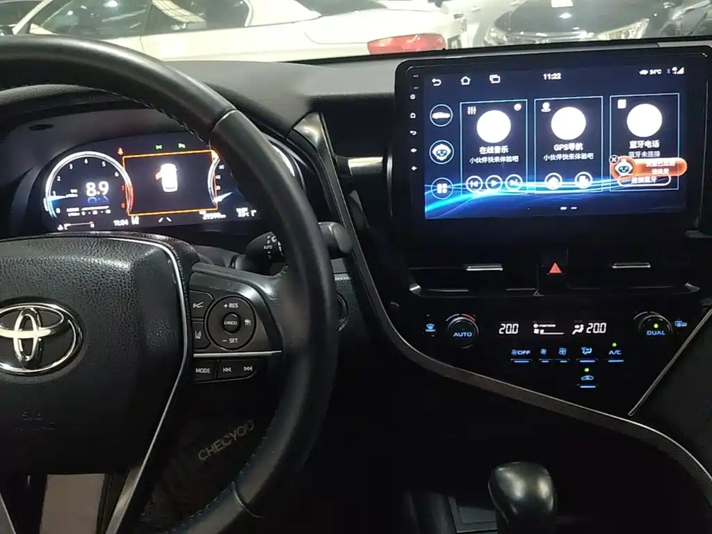 Toyota Camry — миниатюра 10