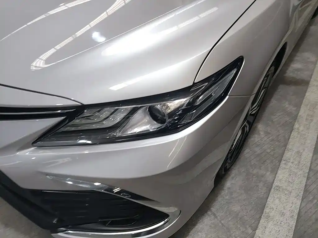 Toyota Camry — миниатюра 24