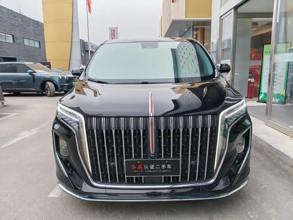 Hongqi HQ9 2023 2.0T