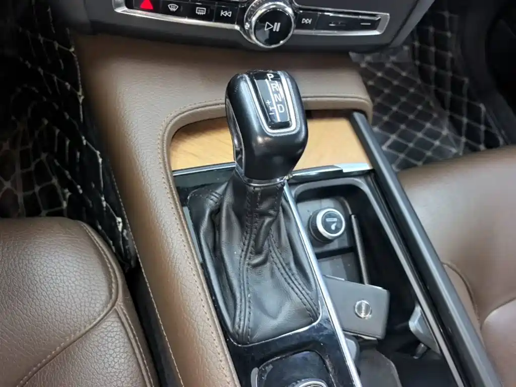 Volvo S90 — миниатюра 14