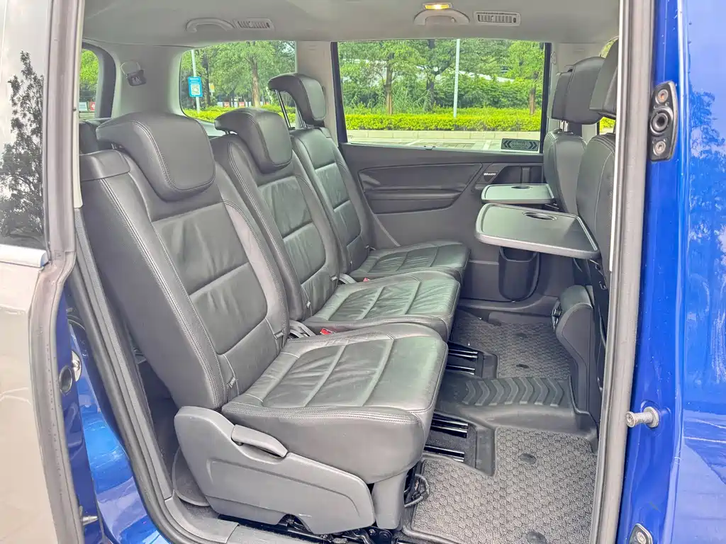 Volkswagen Sharan — миниатюра 11