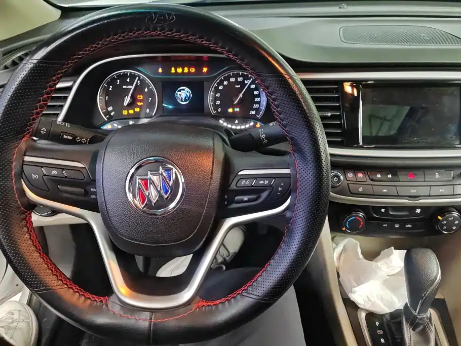 Buick Excelle — миниатюра 12