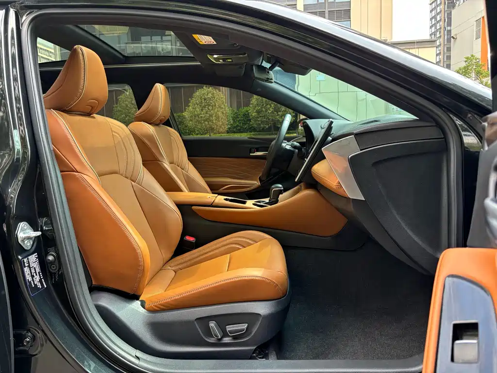 Toyota Avalon — миниатюра 11