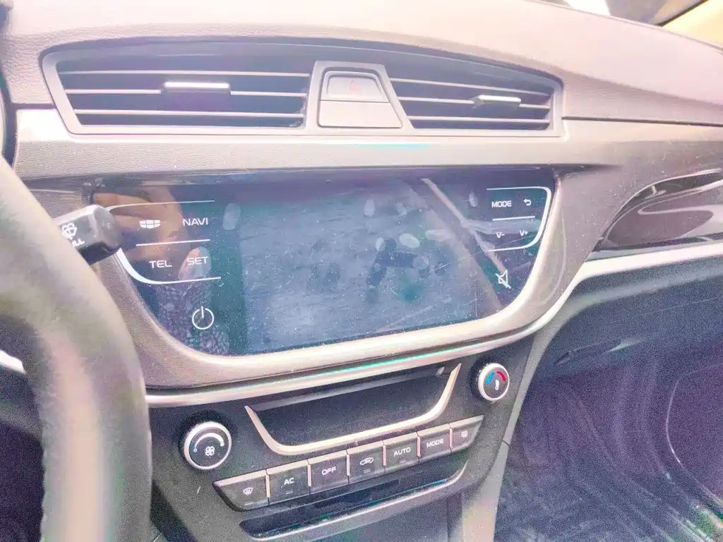 Geely Emgrand — миниатюра 14