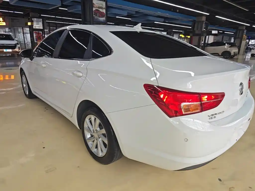 Buick Verano — миниатюра 5