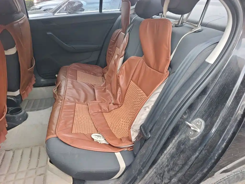 Volkswagen Santana — миниатюра 18