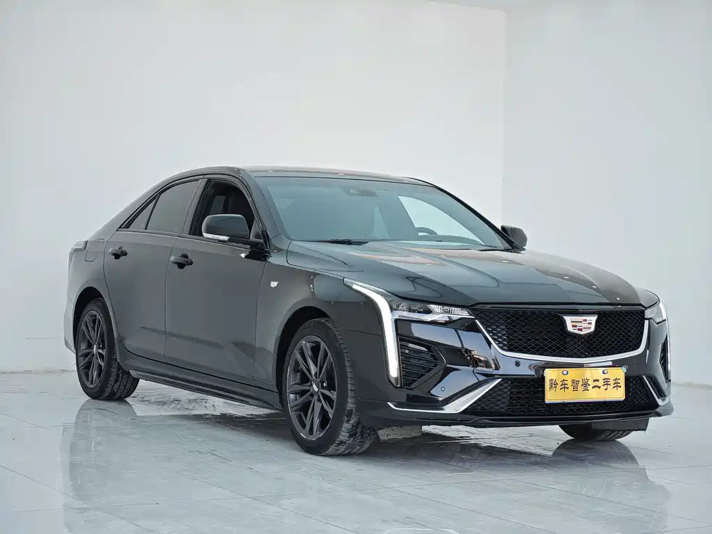 CADILLAC CT4