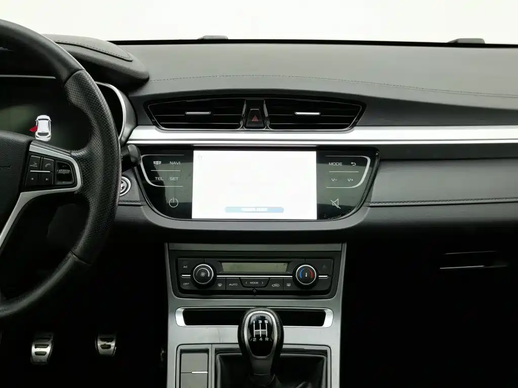 Geely Vision S1 — миниатюра 12