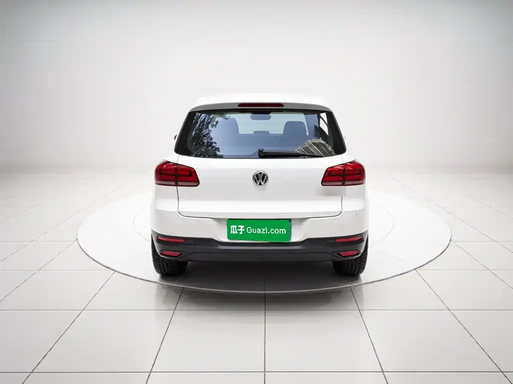 Volkswagen Tiguan — миниатюра 3