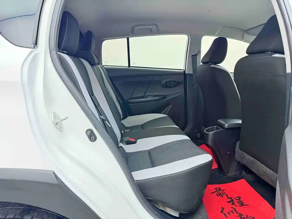 TOYOTA YARIS L ZHIXUAN