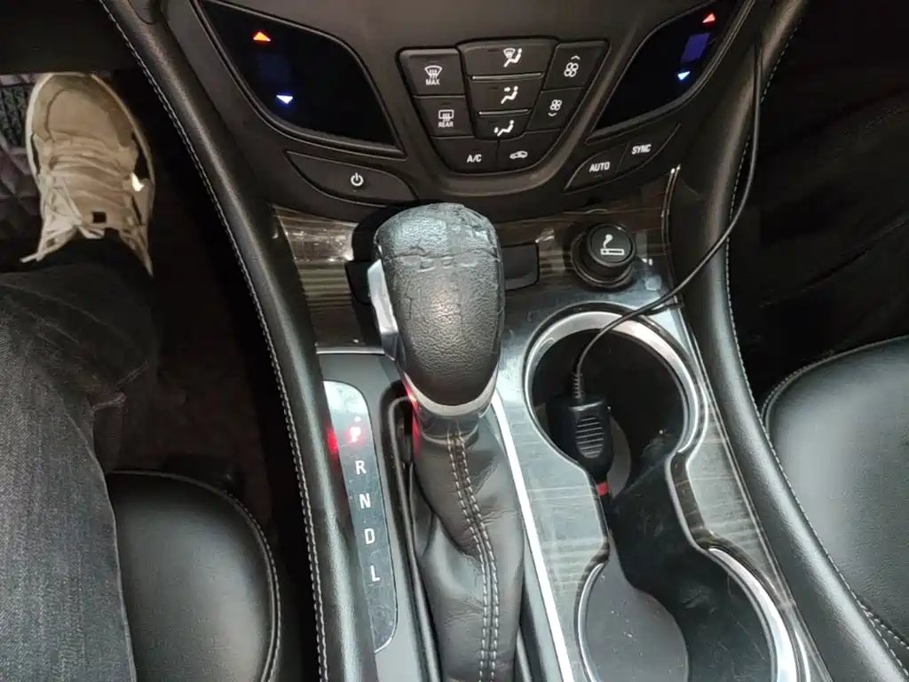 Buick Envision Plus — миниатюра 14