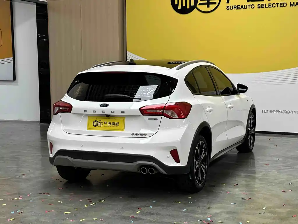 Ford Focus Active — миниатюра 7