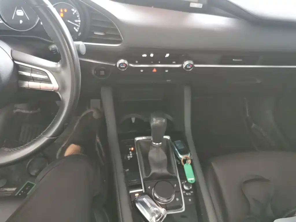 Mazda 3 Axela — миниатюра 14
