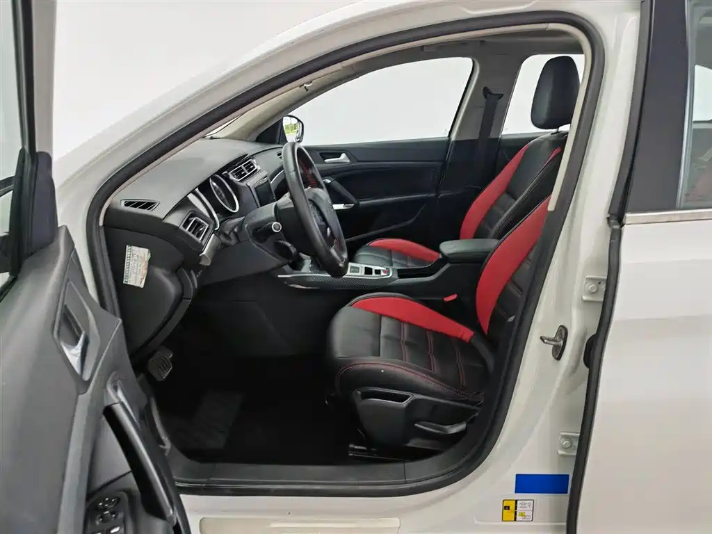 Peugeot 408 2014 1.8L AT Luxury