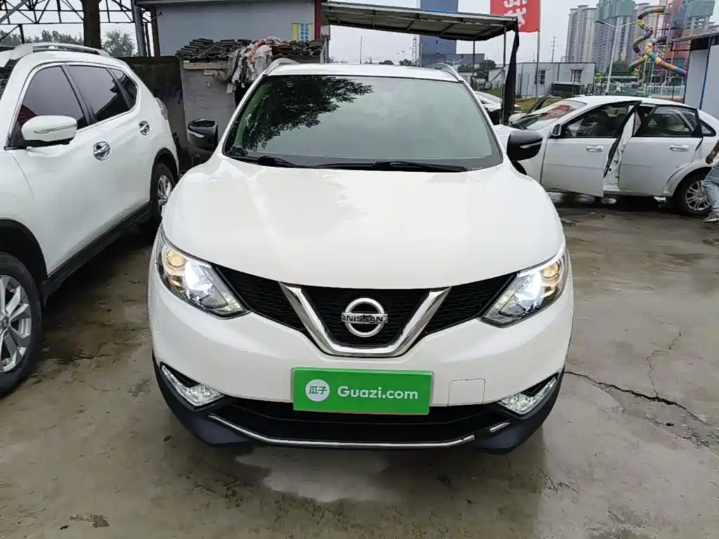 Nissan Qashqai — миниатюра 3
