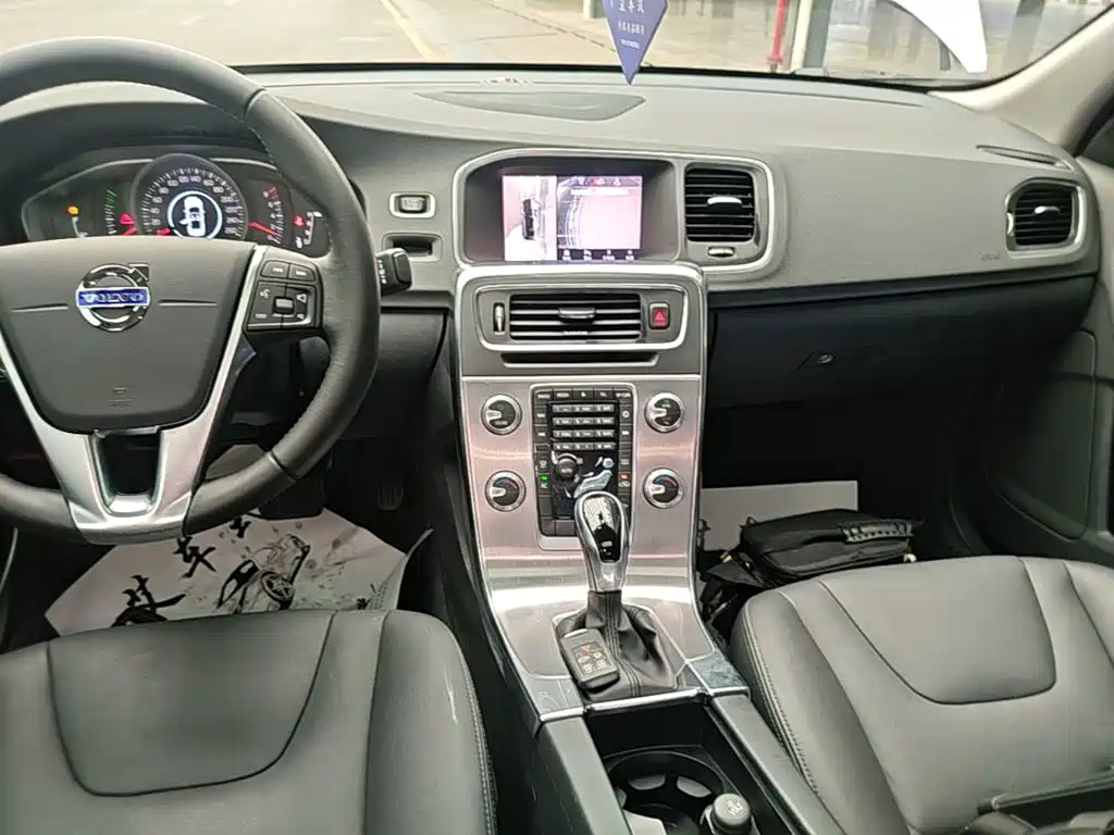 Volvo S60 — миниатюра 13