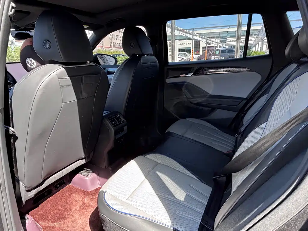 Volkswagen Tayron 2025 L 330TSI Elite City