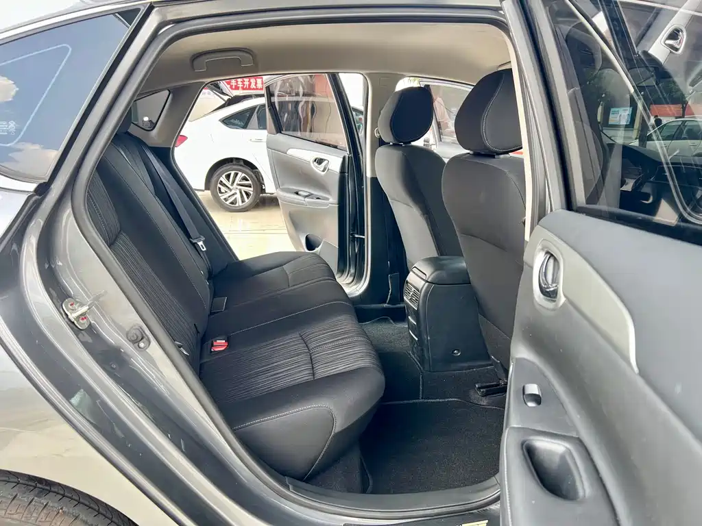 Nissan Sylphy — миниатюра 17