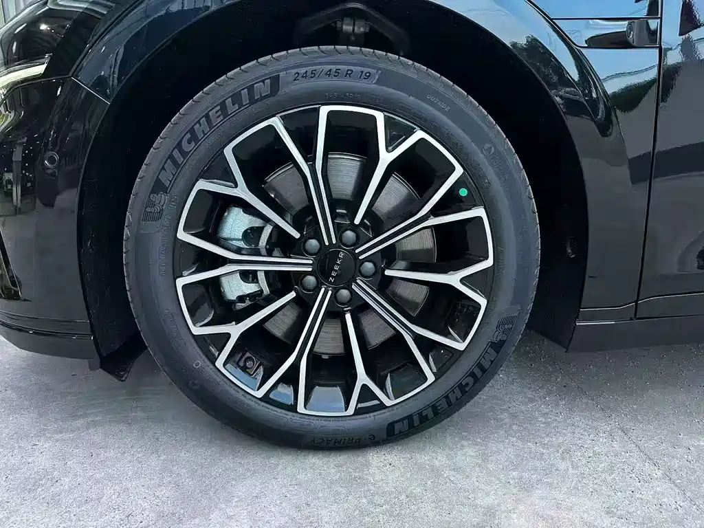 Zeekr Крайний Криптон 007 GT — миниатюра 8