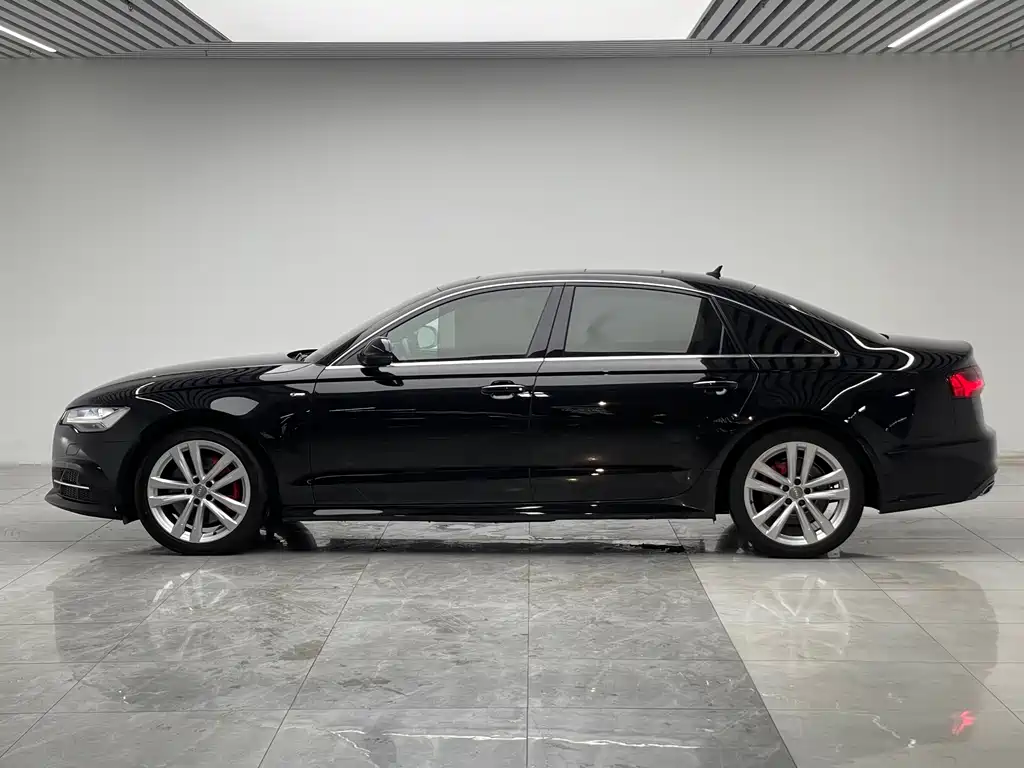 Audi A6L 2018 30 45 TFSI quattro Sport
