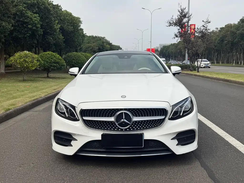 Mercedes-Benz E-Class (Import) — миниатюра 2
