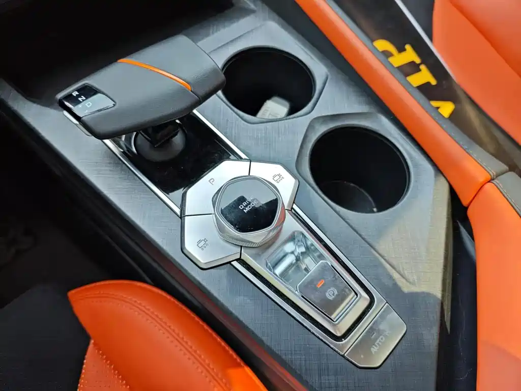 Changan UNI-V — миниатюра 10