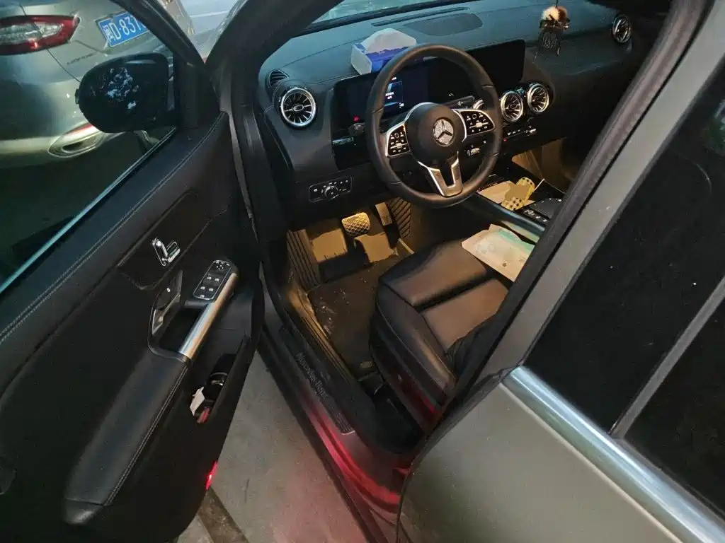 Mercedes-Benz GLA — миниатюра 17