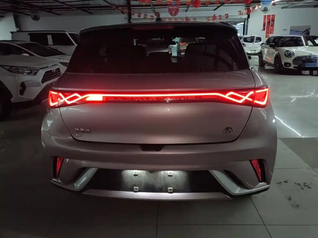 BYD Dolphin — миниатюра 6