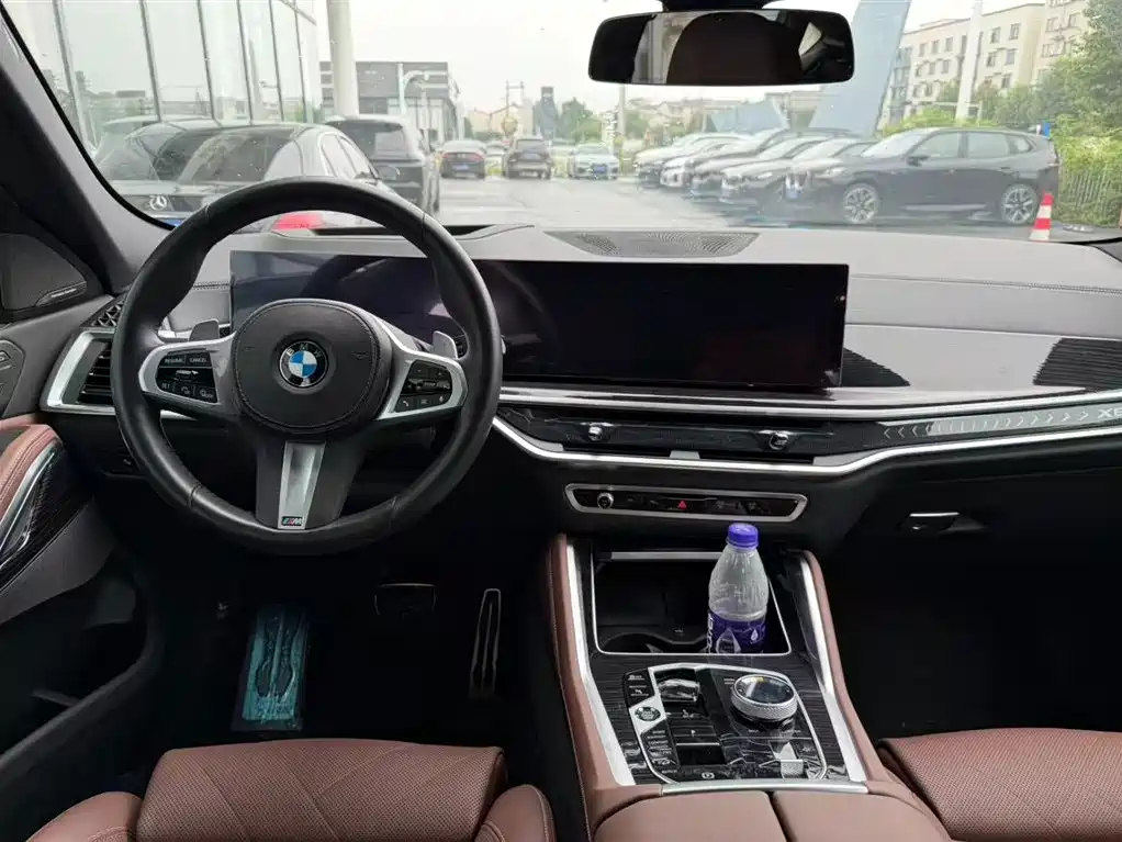 BMW X6 2023 xDrive40i Premium M Sport