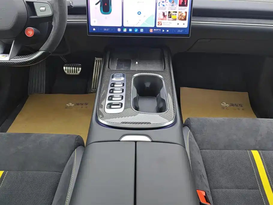 XIAOMI CAR XIAOMI SU7 ULTRA