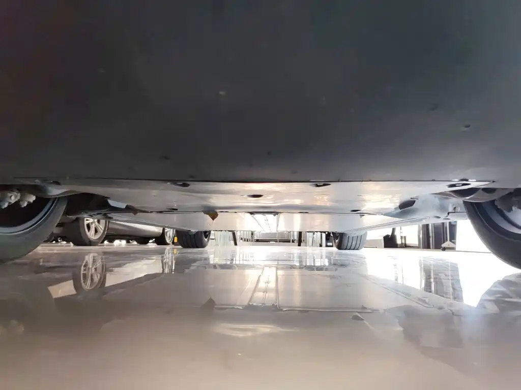 Tesla Model Y — миниатюра 22