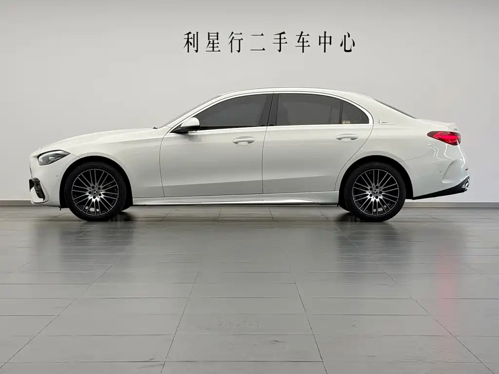Mercedes-Benz C-Class 2023 — фото 8
