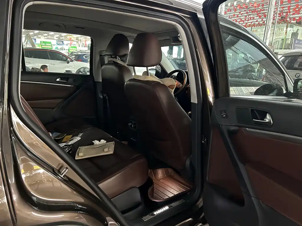 Volkswagen Tiguan — миниатюра 9