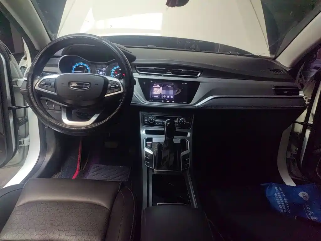 Geely Emgrand — миниатюра 5