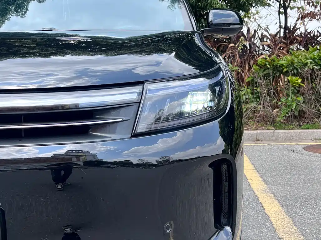 AITO ASK THE WORLD M7