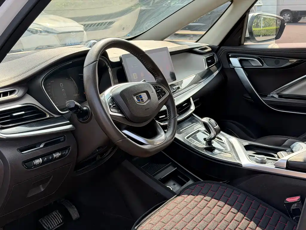 Geely Jia Ji — миниатюра 8