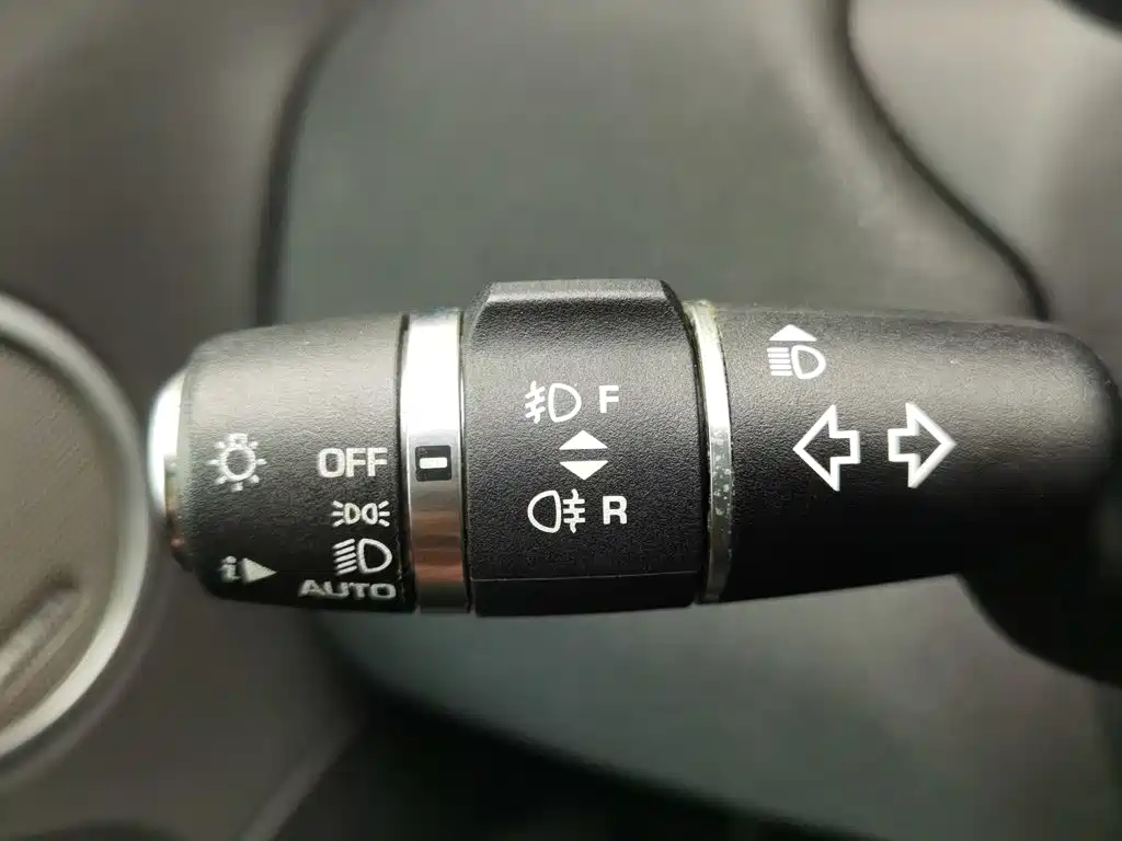 Land Rover Evoque (Import) — миниатюра 21