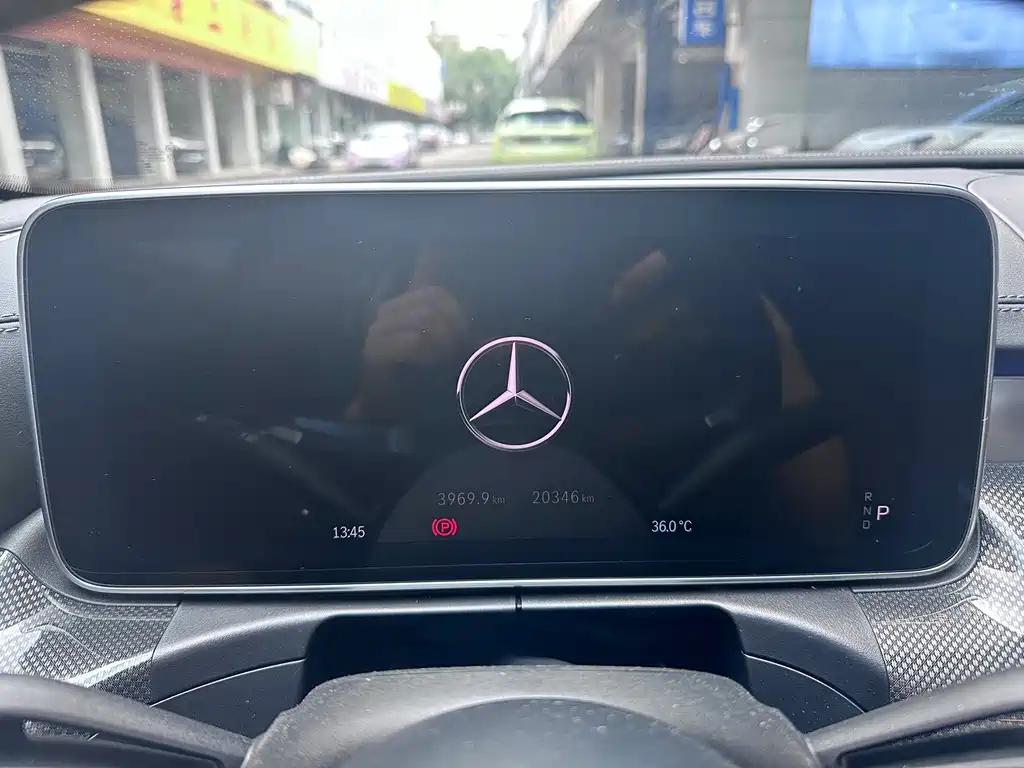 Mercedes-Benz C-Class — миниатюра 6