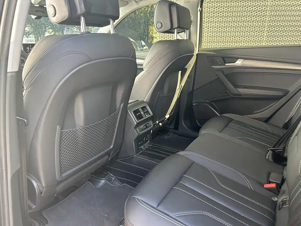 Audi Q5L — миниатюра 15