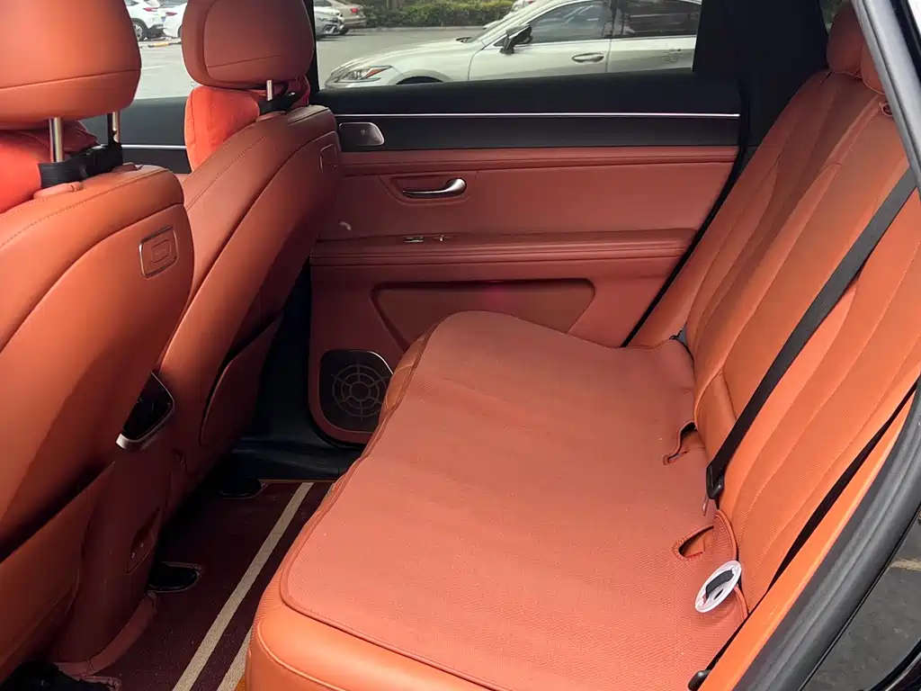 AITO ASK THE WORLD M7