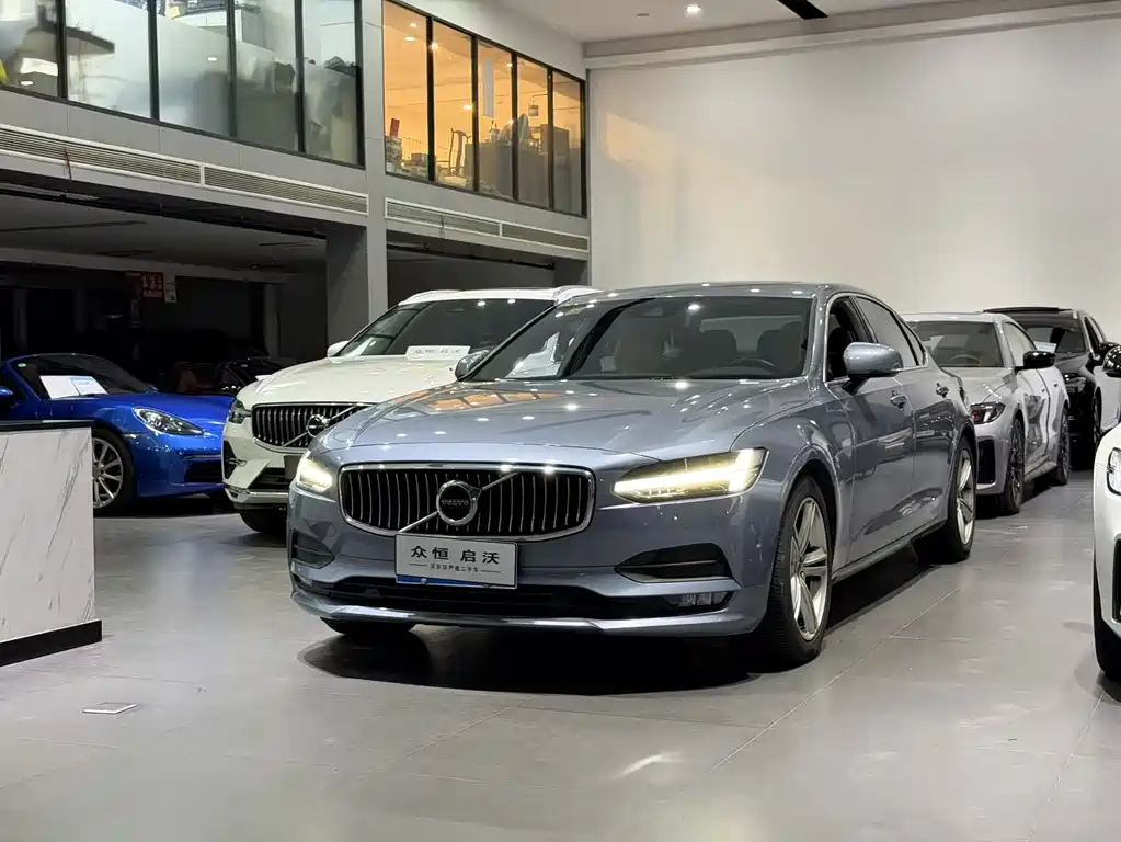 Volvo S90 2018