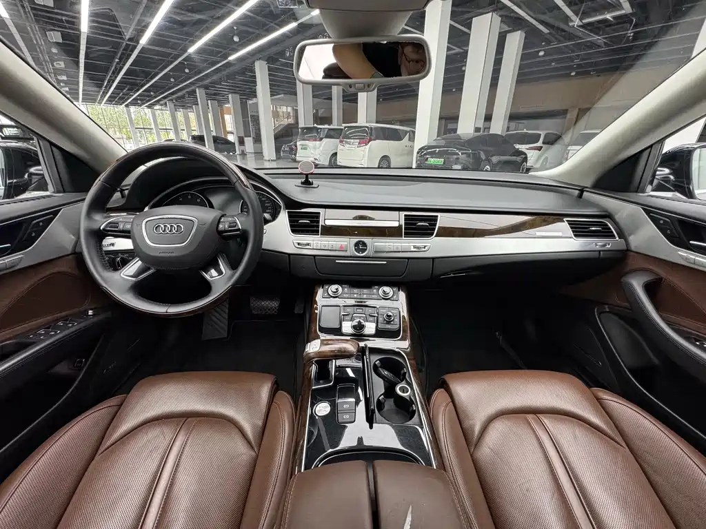 Audi A8 — миниатюра 17