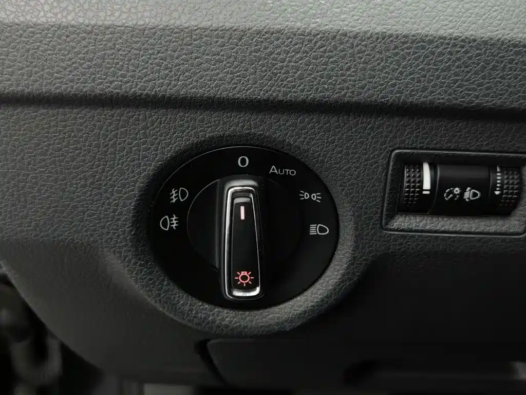 Volkswagen Passat — миниатюра 21