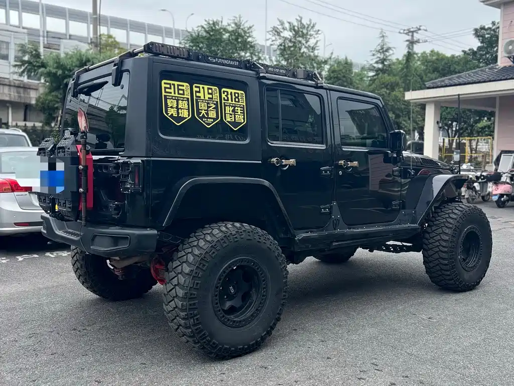 Jeep Wrangler — миниатюра 4